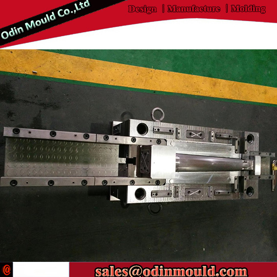 1646550497414714.jpg Precision mold 2.jpg